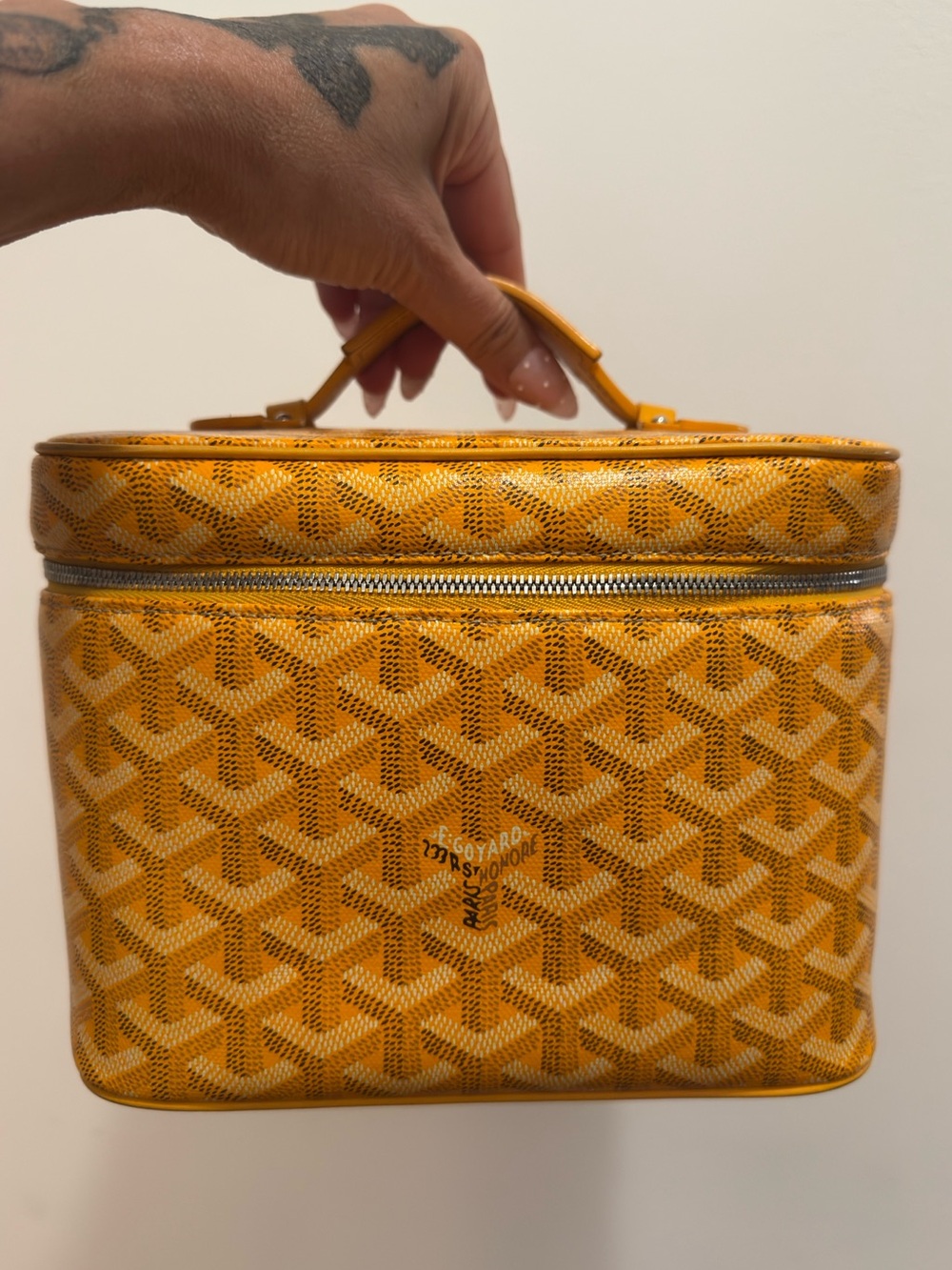 Goyard Goyardine Muse yellow vanity bag case authentic